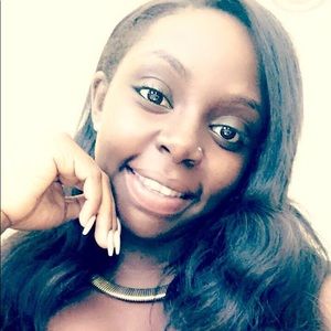 Meet your Posher, Briana